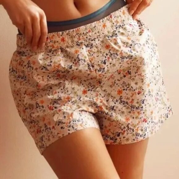 Anthropologie Other - Anthropologie The Wren Boxer Shorts in Oyster Floral Motif Size M NWT